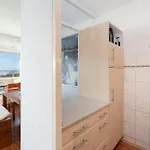 Apartment Leuchtturm-loft Mit Meerblick Sierksdorf