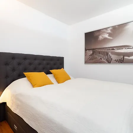Leuchtturm-loft Mit Meerblick Apartamento Sierksdorf